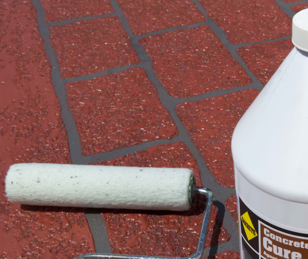 Sakrete Cure 'N Seal 1-Gallon (128 fl. oz.) Concrete Resurfacer & Sealer - Image 6